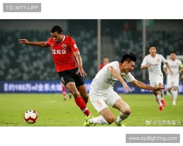 深圳足球队状态引发热议球迷与专家各执己见的背后故事